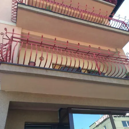 Al Tawil Apartment *